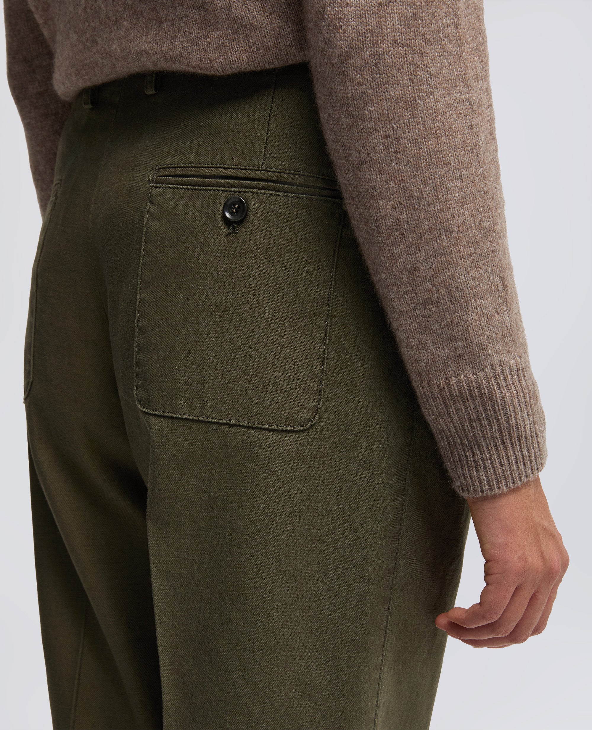 PANTALONE IN GABARDINA DI COTONE CON PINCES-MILITARE-MILITARY-MILITAR-MILITAR-MILITAIRE