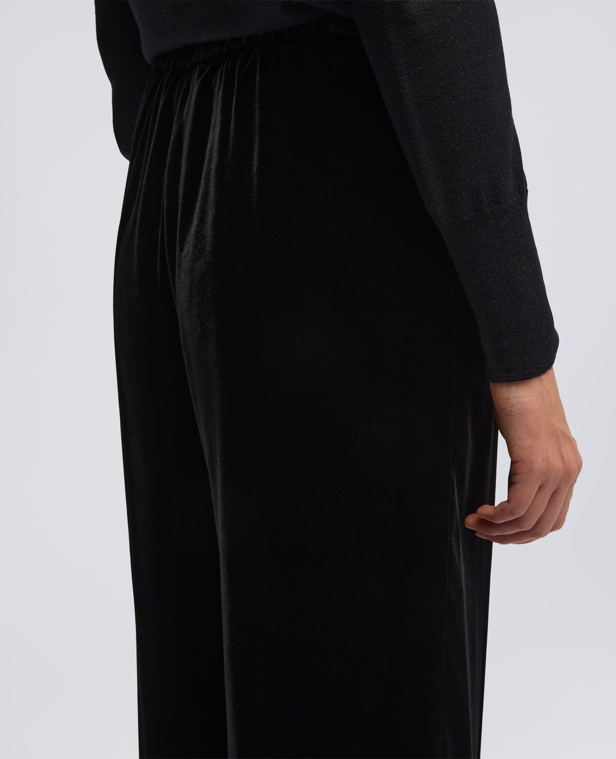 PANTALONE AMPIO IN VELLUTO LISCIO-NERO-BLACK-NEGRO-SCHWARZ-NOIR