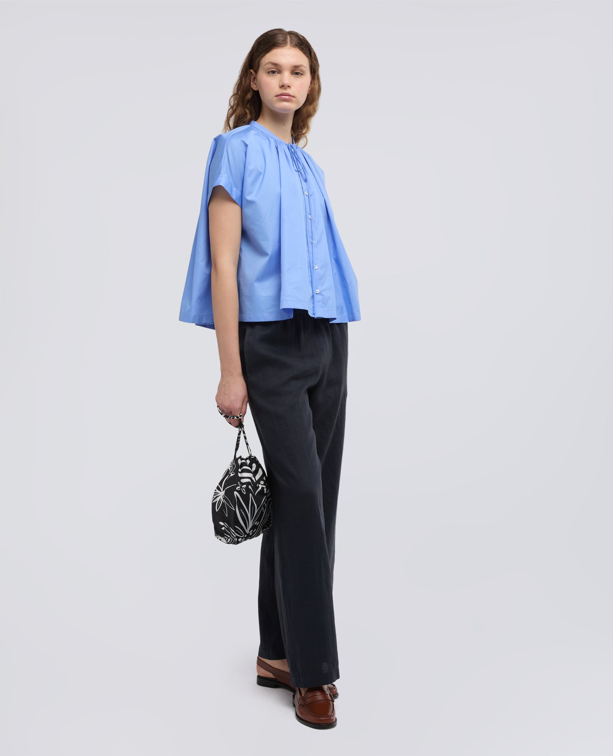 BORSA A SACCHETTO CON TRACOLLA-FIORE NERO-FIORE NERO-FIORE NERO-FIORE NERO-FIORE NERO