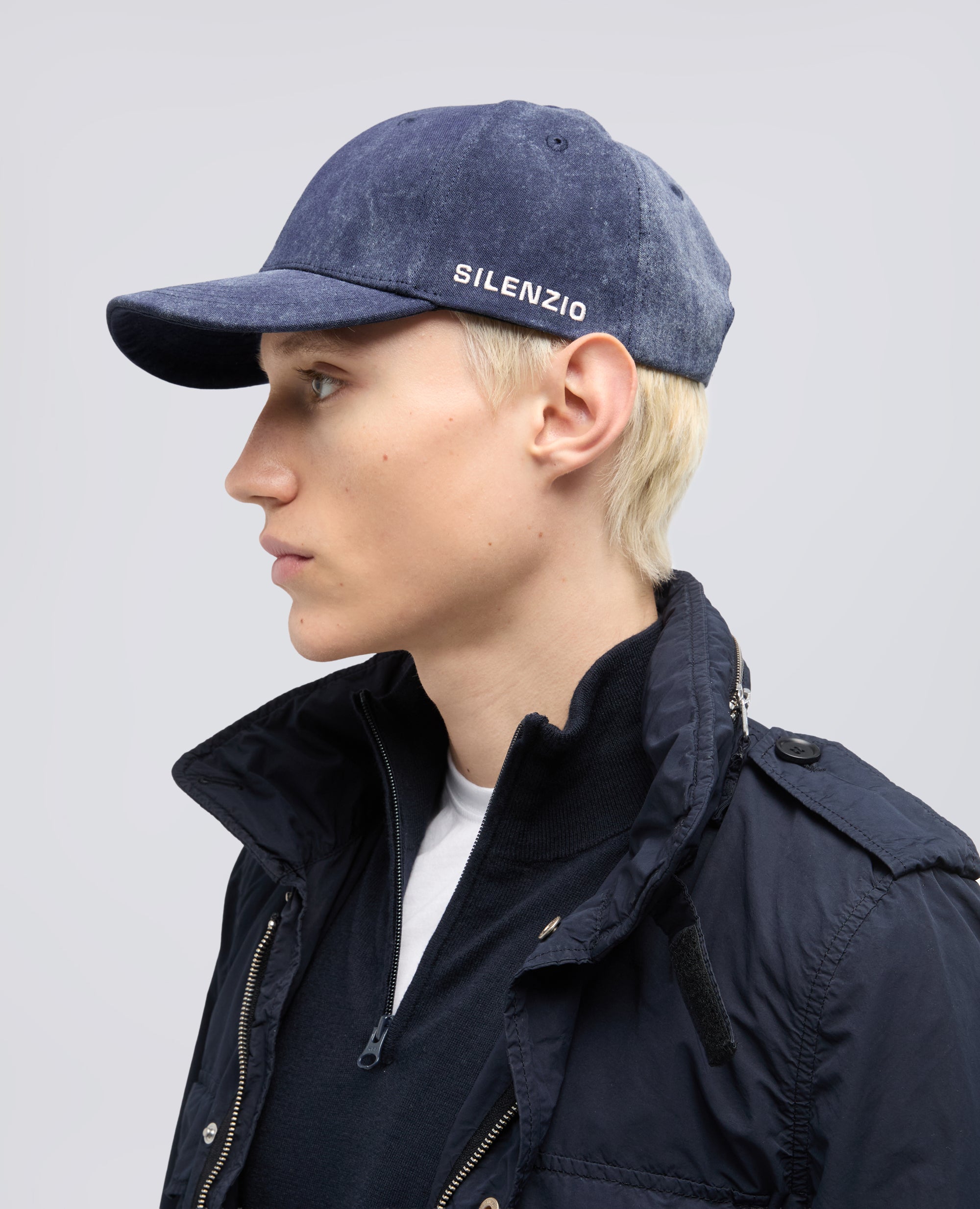 CAPPELLO IN COTONE CON SCRITTA "SILENZIO"-NAVY-NAVY-AZUL MARINO-NAVY-NAVY