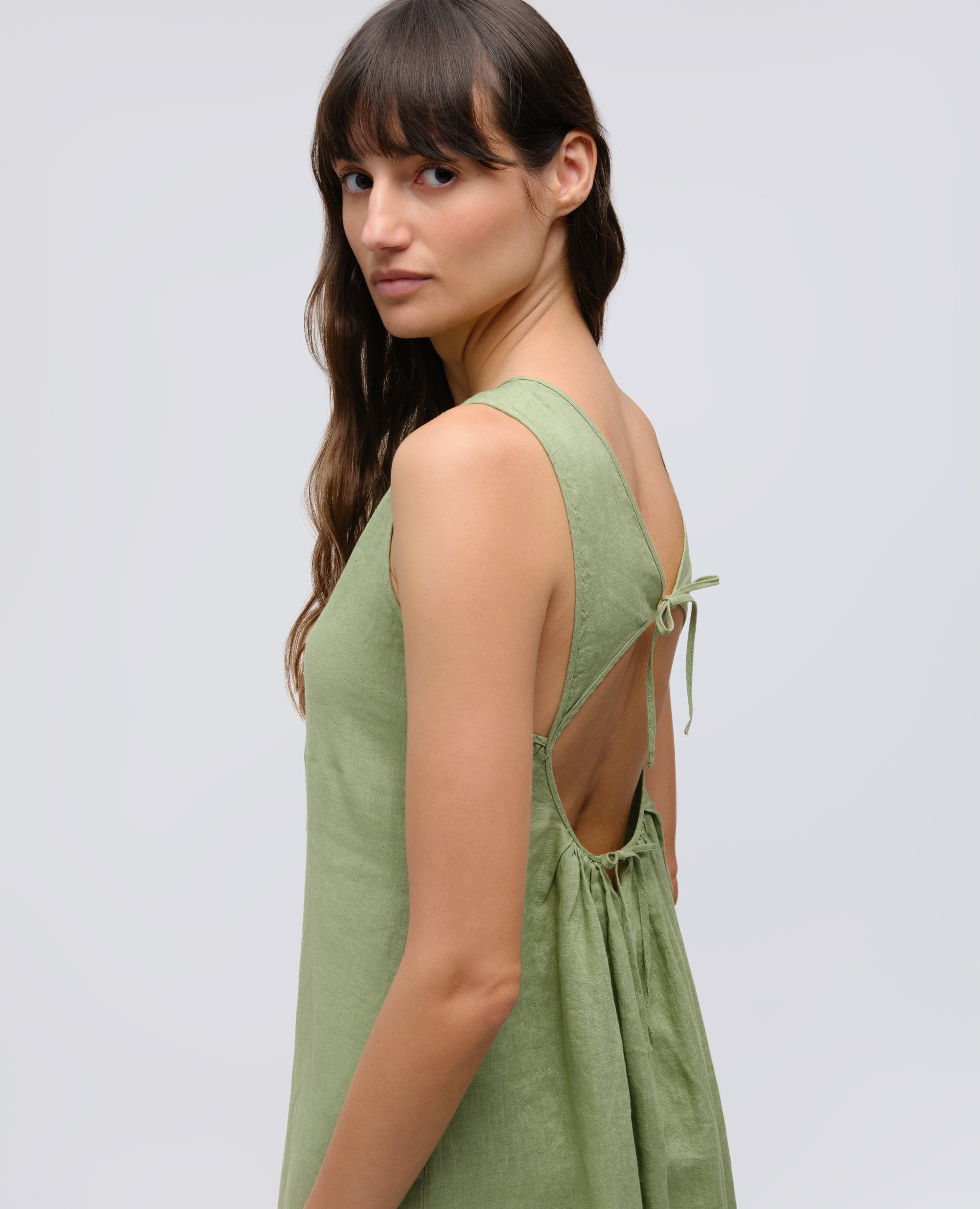 ABITO LUNGO IN LINO-SALVIA-SAGE GREEN-ARENA-SALBEIGRUN-SAUGE