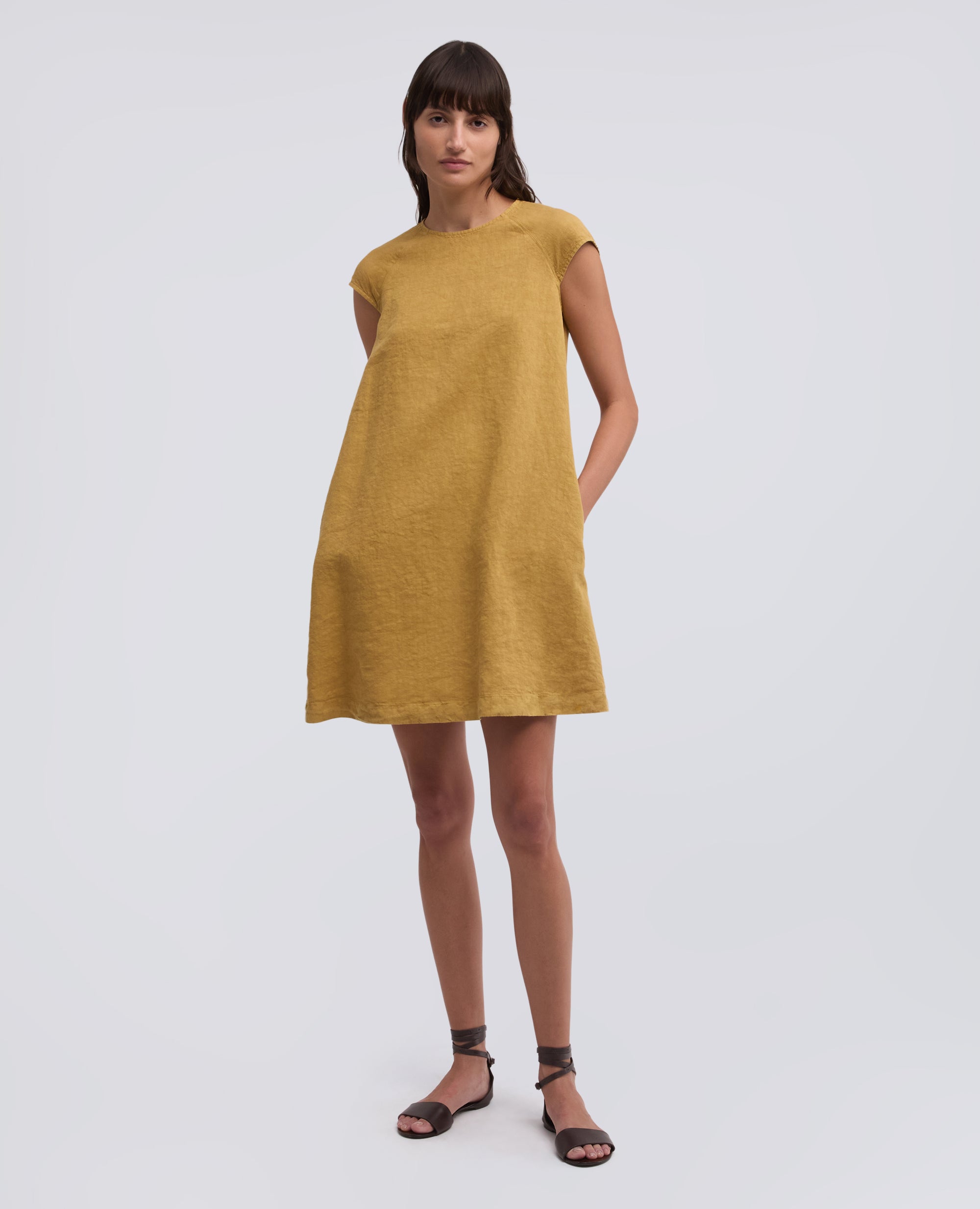 ABITO IN LINO FIAMMATO COMPATTO TINTO CAPO-SENAPE-MUSTARD YELLOW-MOSTAZA-SENF-MOUTARDE