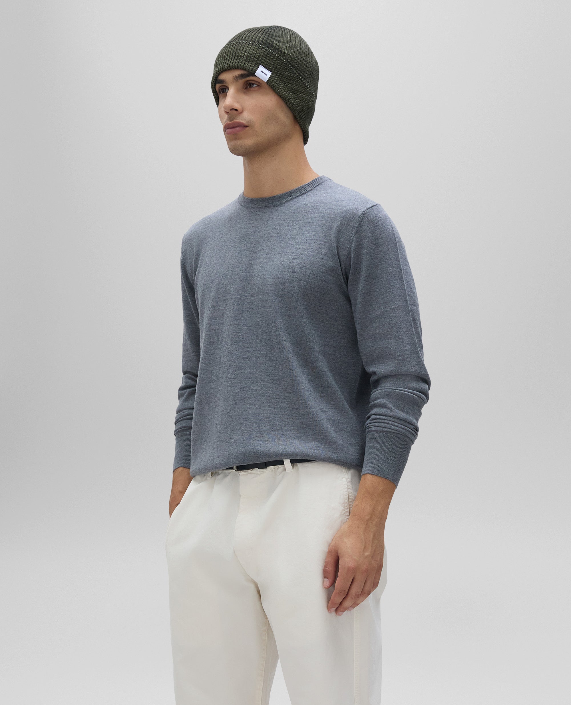 BERRETTO IN LANA MERINO-VERDONE-DARK GREEN-VERDER¢N-DUNKELGRUN-VERT FONCE