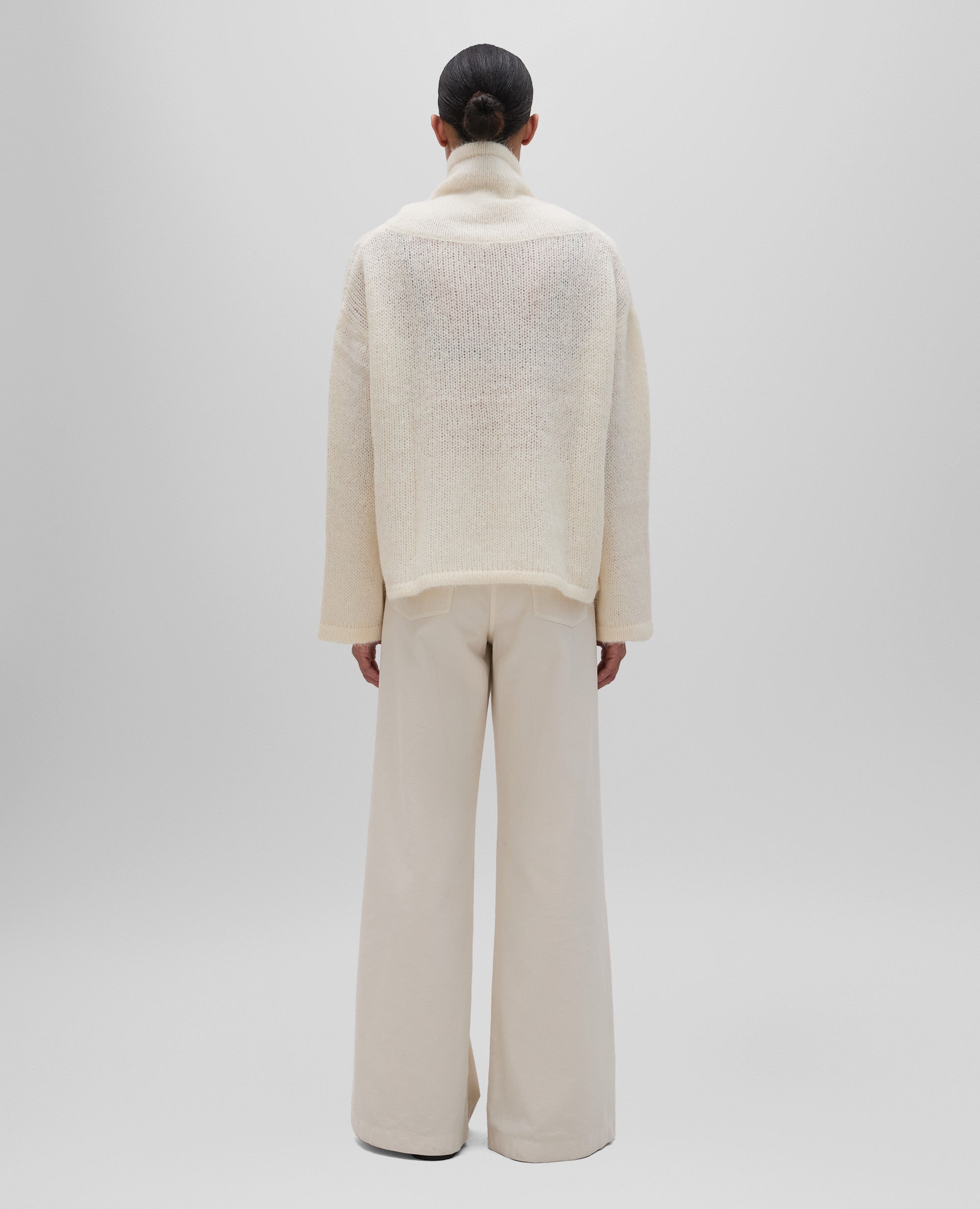 MAGLIA CON COLLO ALTO-NATURALE-NATURAL-NATURAL-NATURLICH-NATUREL