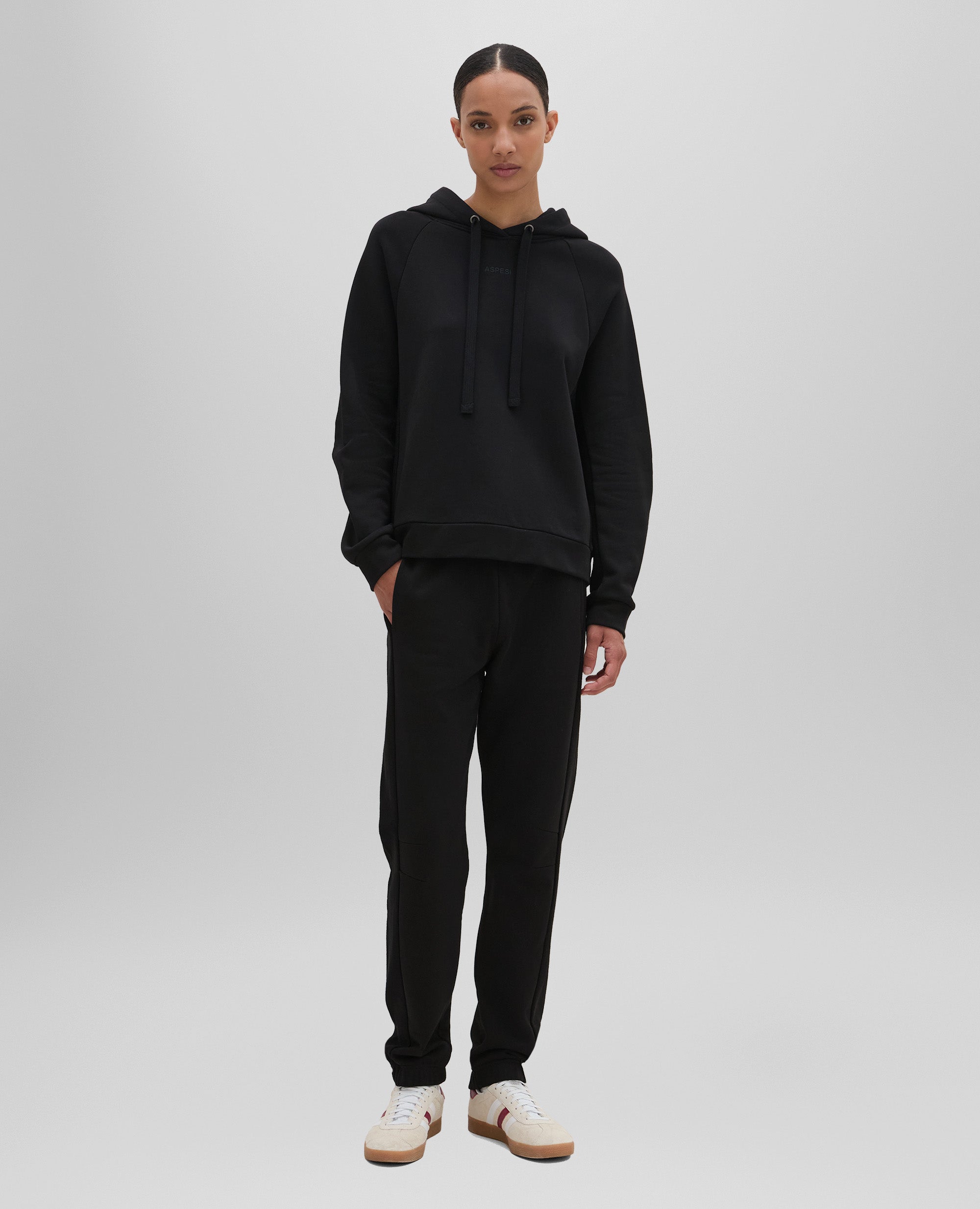 FELPA CON CAPPUCCIO-NERO-BLACK-NEGRO-SCHWARZ-NOIR