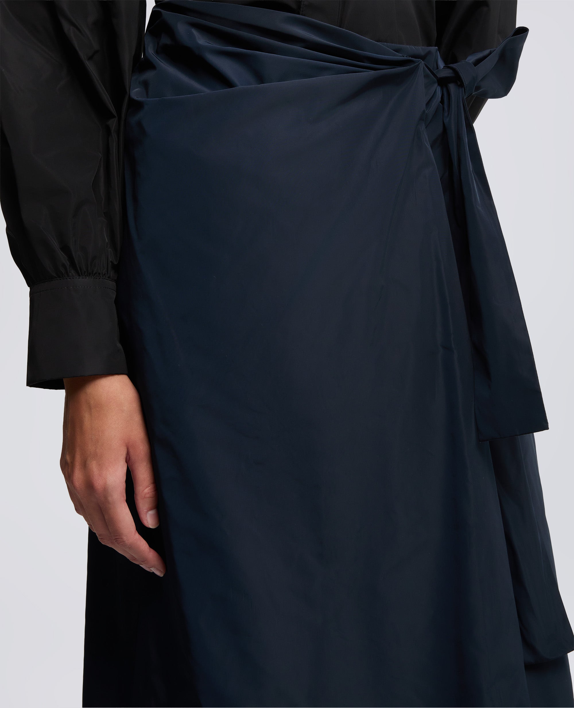 GONNA A PORTAFOGLIO IN TESSUTO TECNICO-BLU NERO-BLU NERO-BLU NERO-BLU NERO-BLU NERO