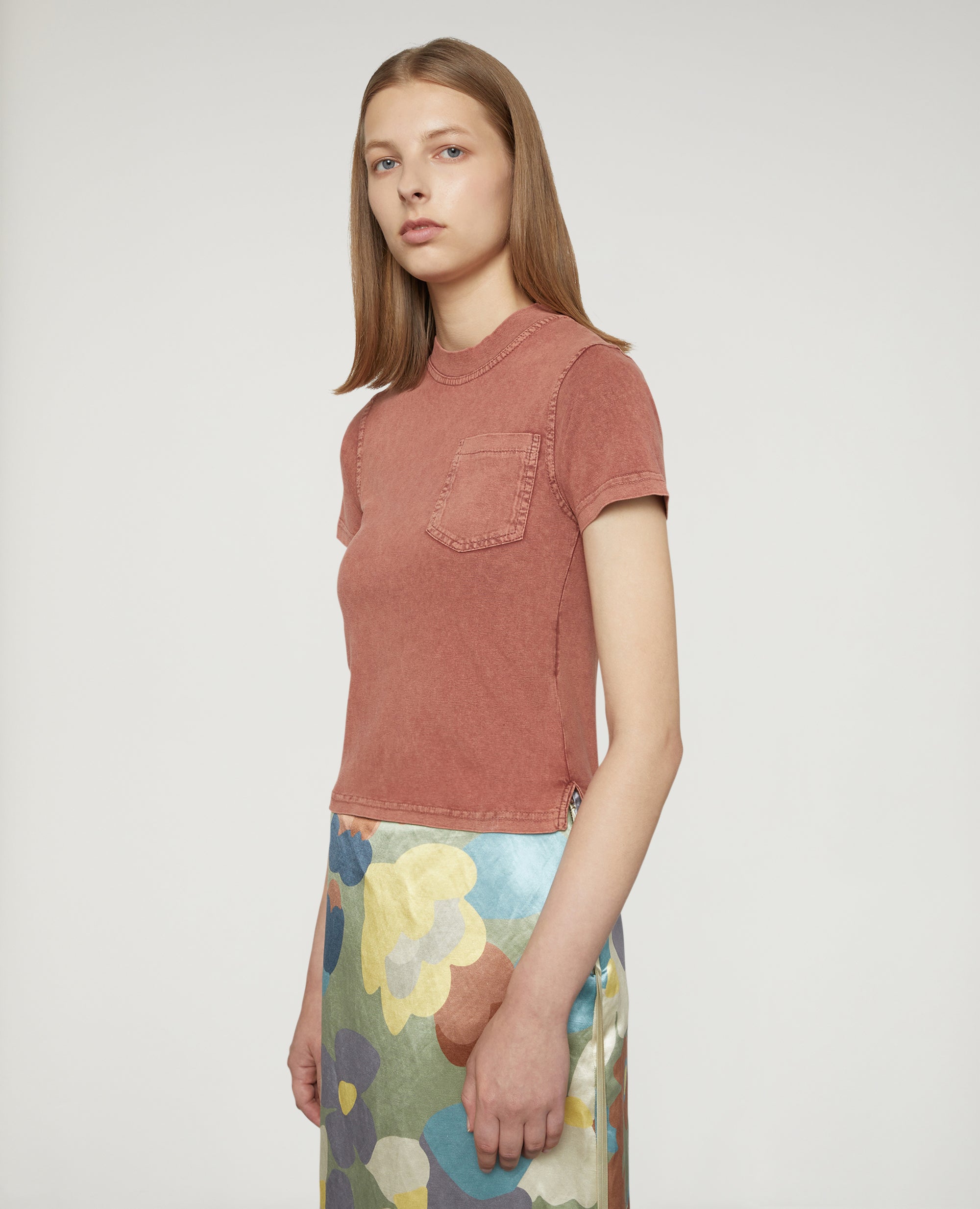 T-shirt in jersey di cotone tinto capo-TABACCO-TOBACCO-TABACO-TABAK-TABAC