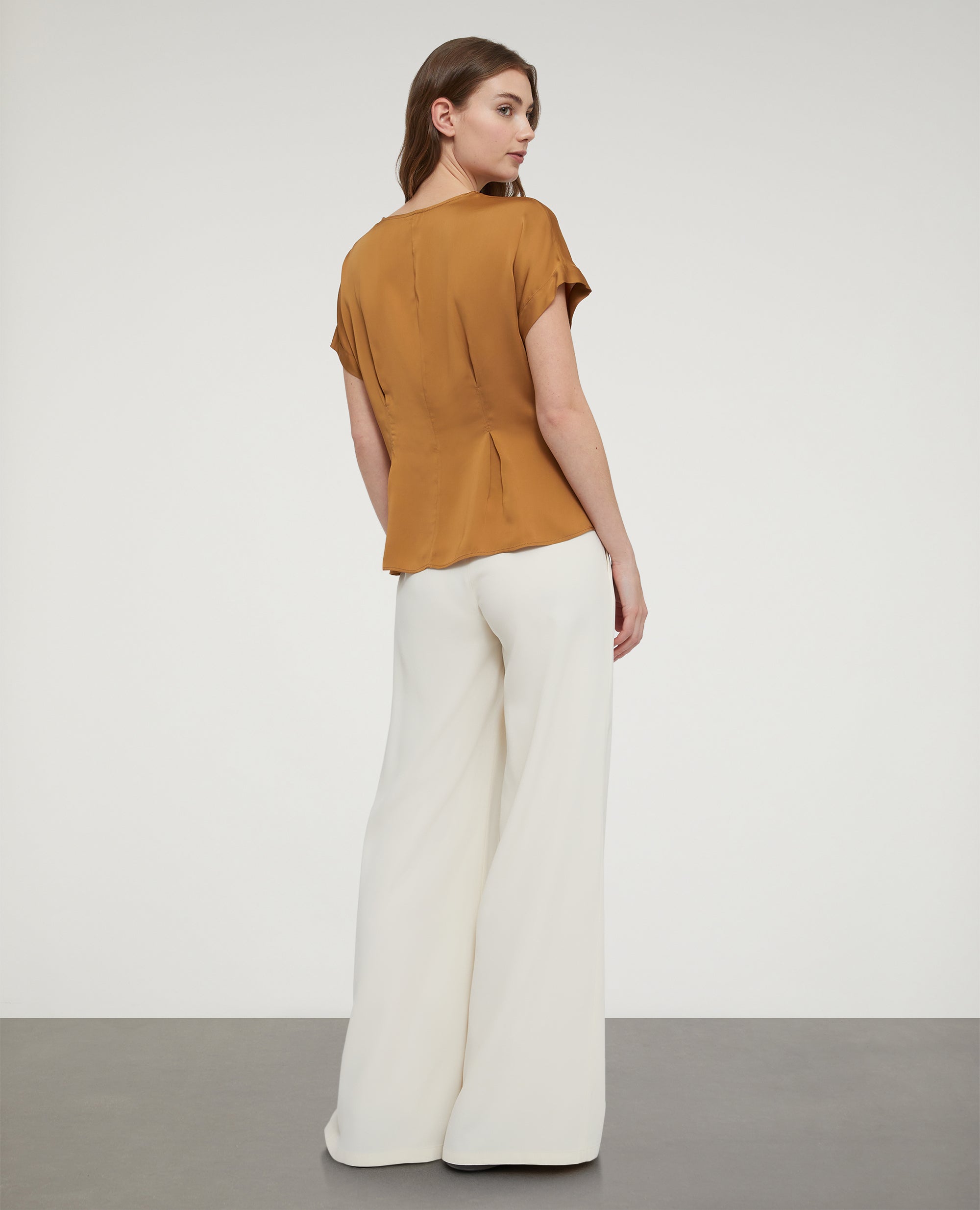 Top in satin con pences-BISCOTTO-BISCUIT-GALLETA-COOKIE-BISCUIT