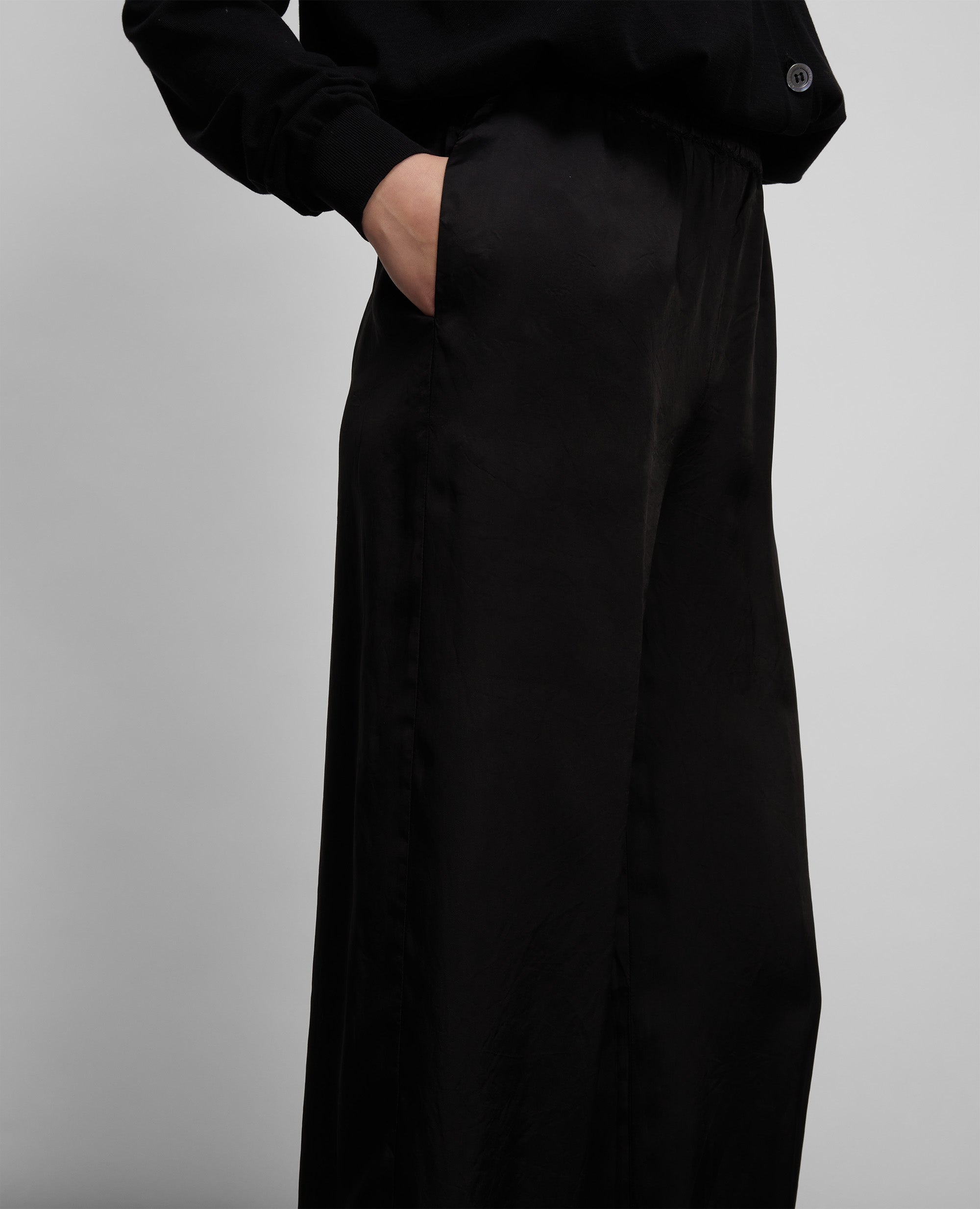 PANTALONE IN VISCOSA LAVATA-NERO-BLACK-NEGRO-SCHWARZ-NOIR