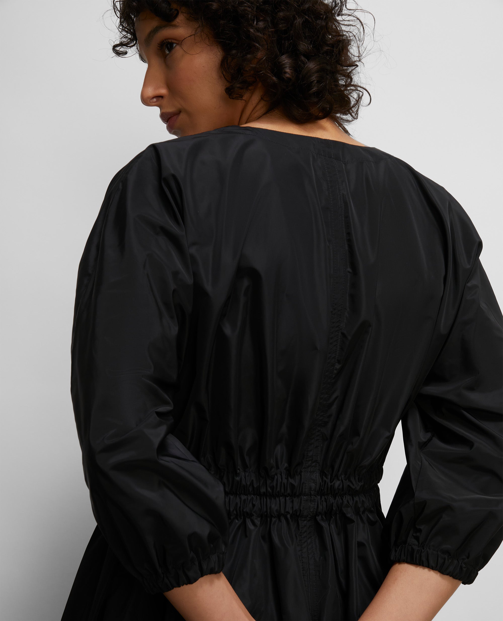 ABITO IN POLIESTERE TECNICO-NERO-BLACK-NEGRO-SCHWARZ-NOIR