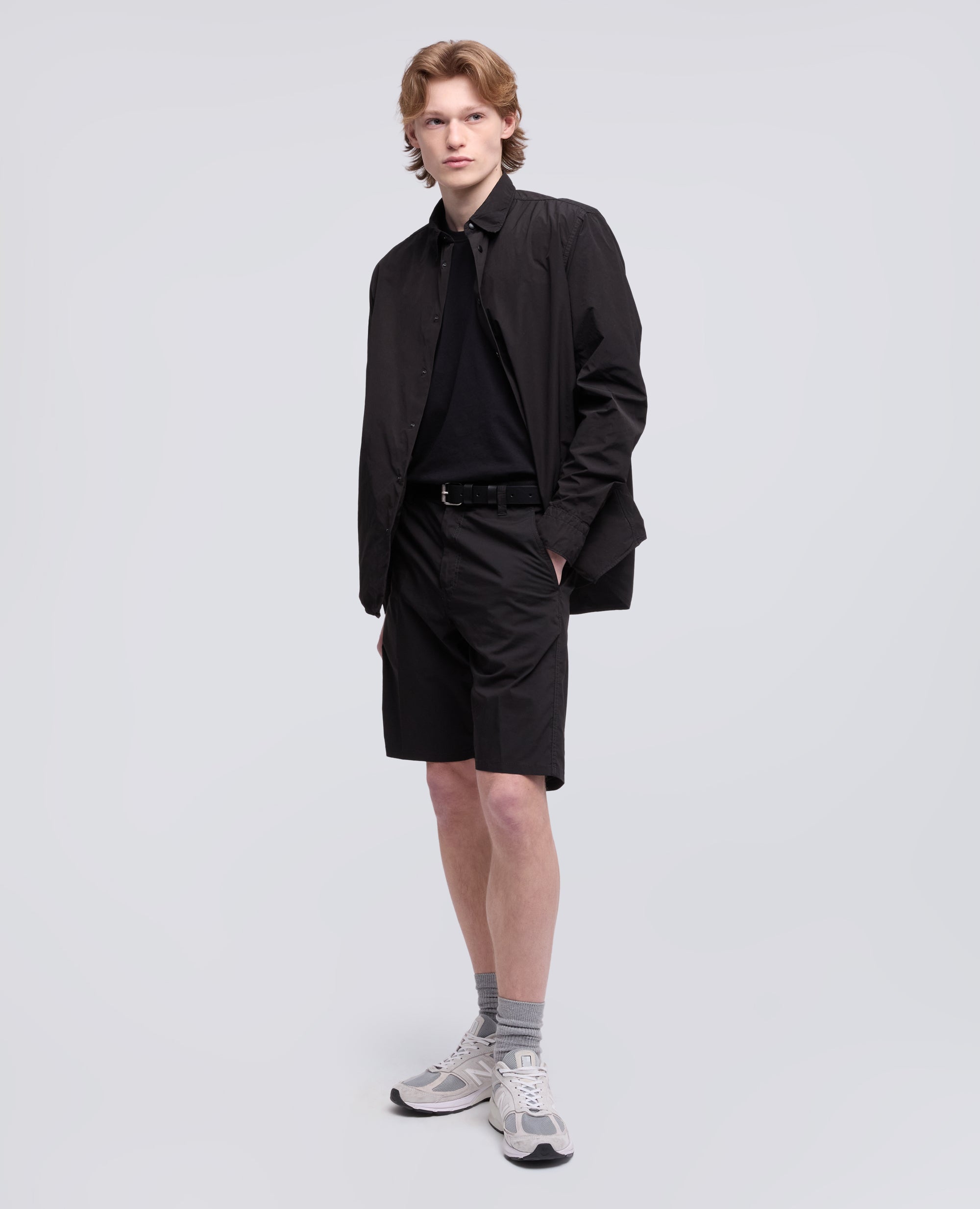 BERMUDA CHINO IN GABARDINA DI COTONE E LINO-NERO-BLACK-NEGRO-SCHWARZ-NOIR