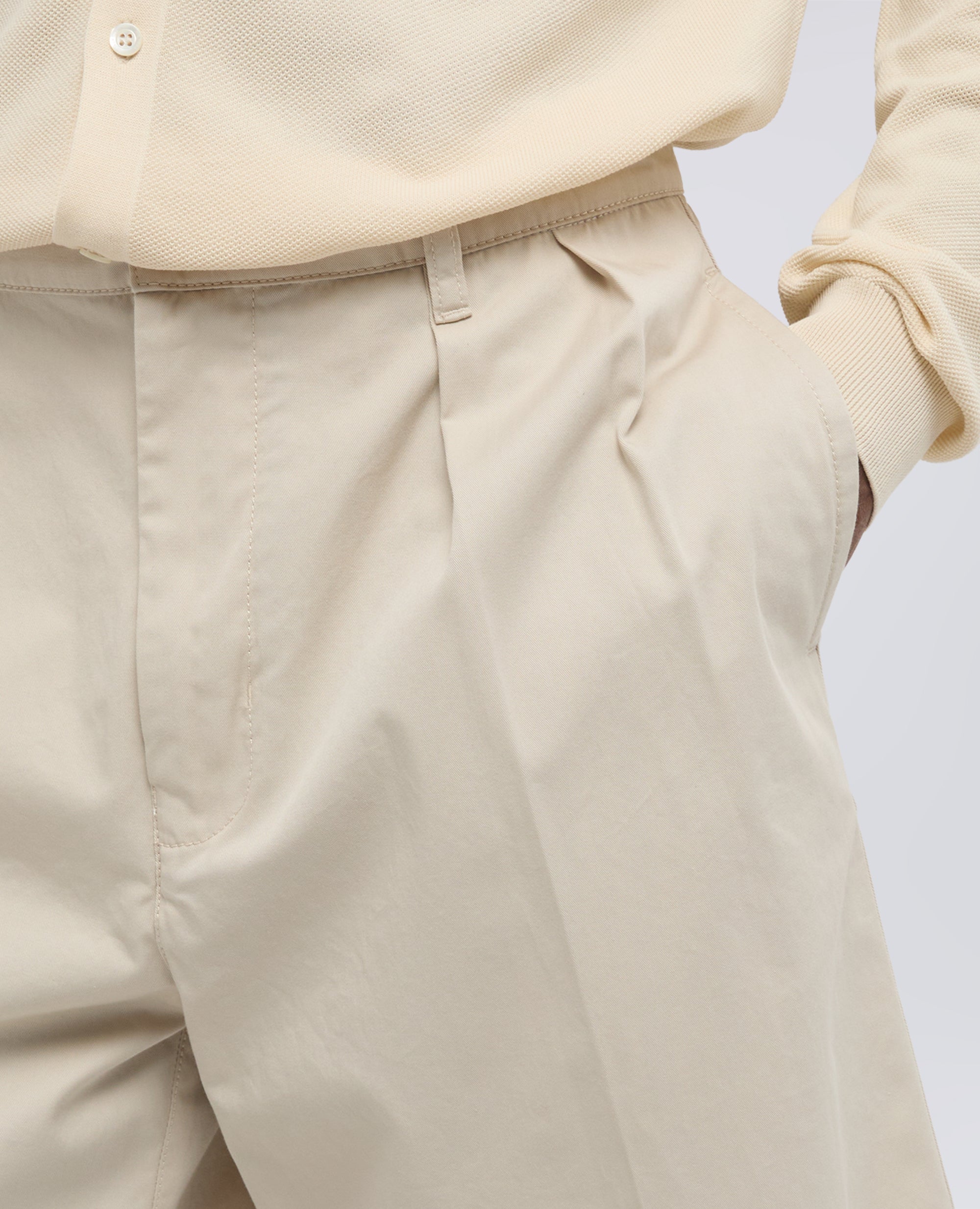 BERMUDA DOPPIA PINCE IN MICRO TWILL DI COTONE-GESSO-CHALK-GESSO-GESSO-GESSO