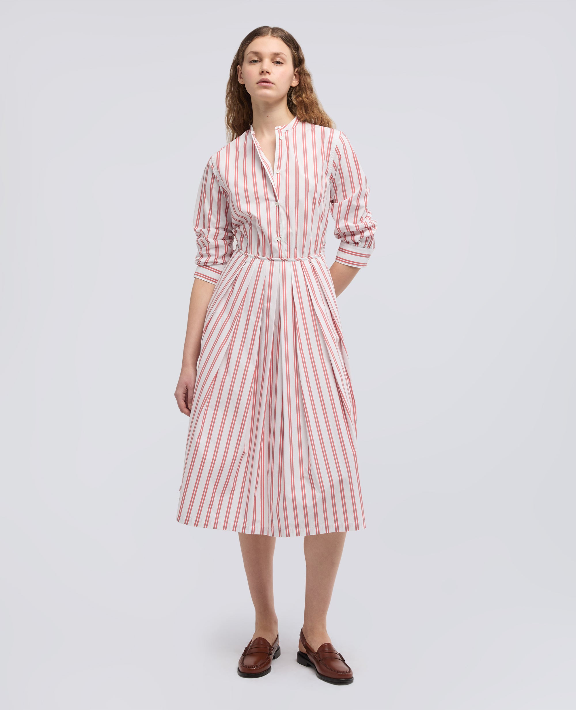 ABITO IN POPELINE DI COTONE A RIGHE-RIGA ROSSA-RED STRIPE-RAYA ROJA-ROTE STREIFEN-RAYURES ROUGES