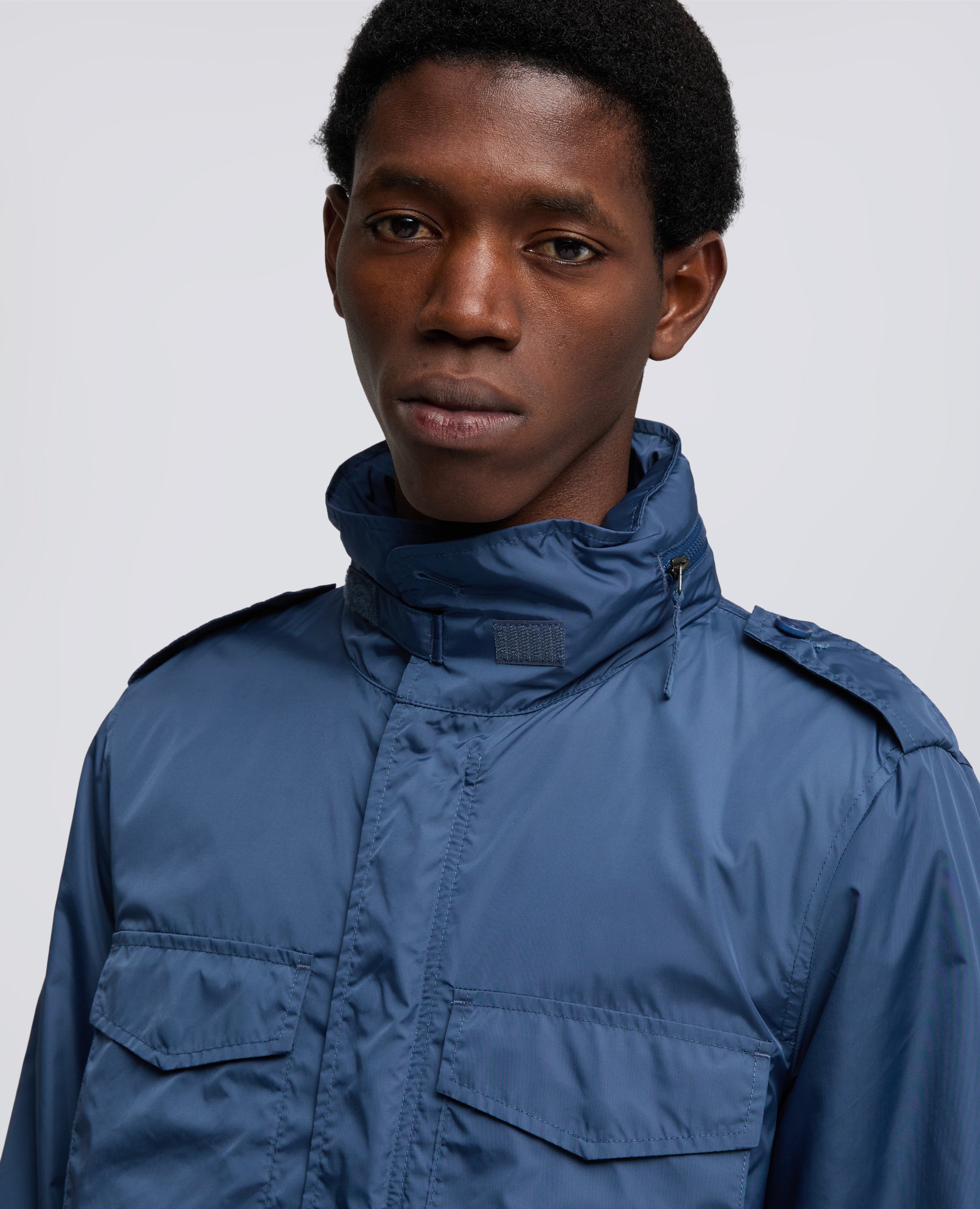 GIUBBOTTO MINI FIELD IN NYLON CON CAPPUCCIO STACCABILE-AVIO-AIR FORCE BLUE-AZUL MILITAR-AIR-BLEU AVIATION