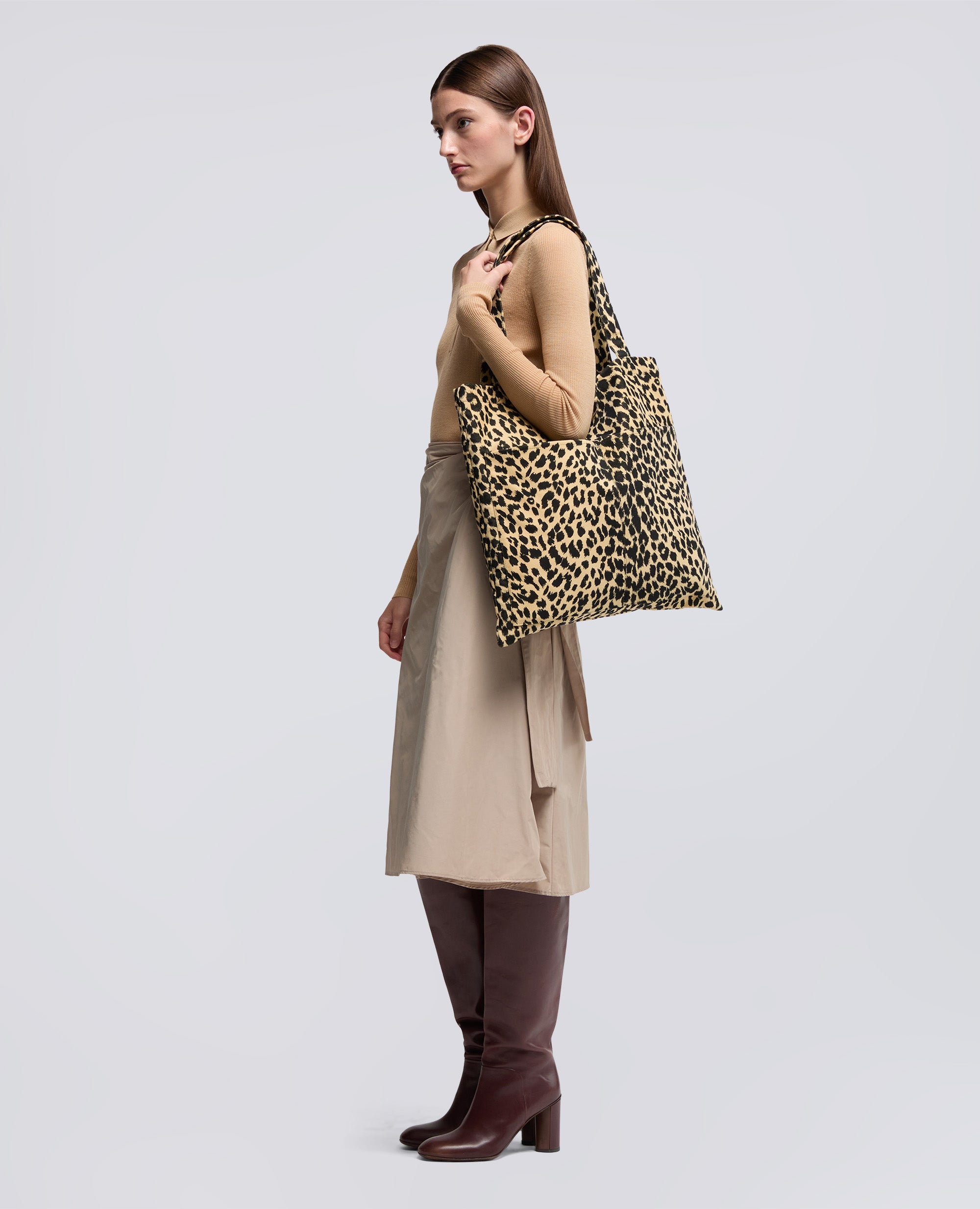 BORSA SHOPPER IN FUSTAGNO CON STAMPA LEOPARDO-MACULATO-MACULATO-MACULATO-MACULATO-MACULATO