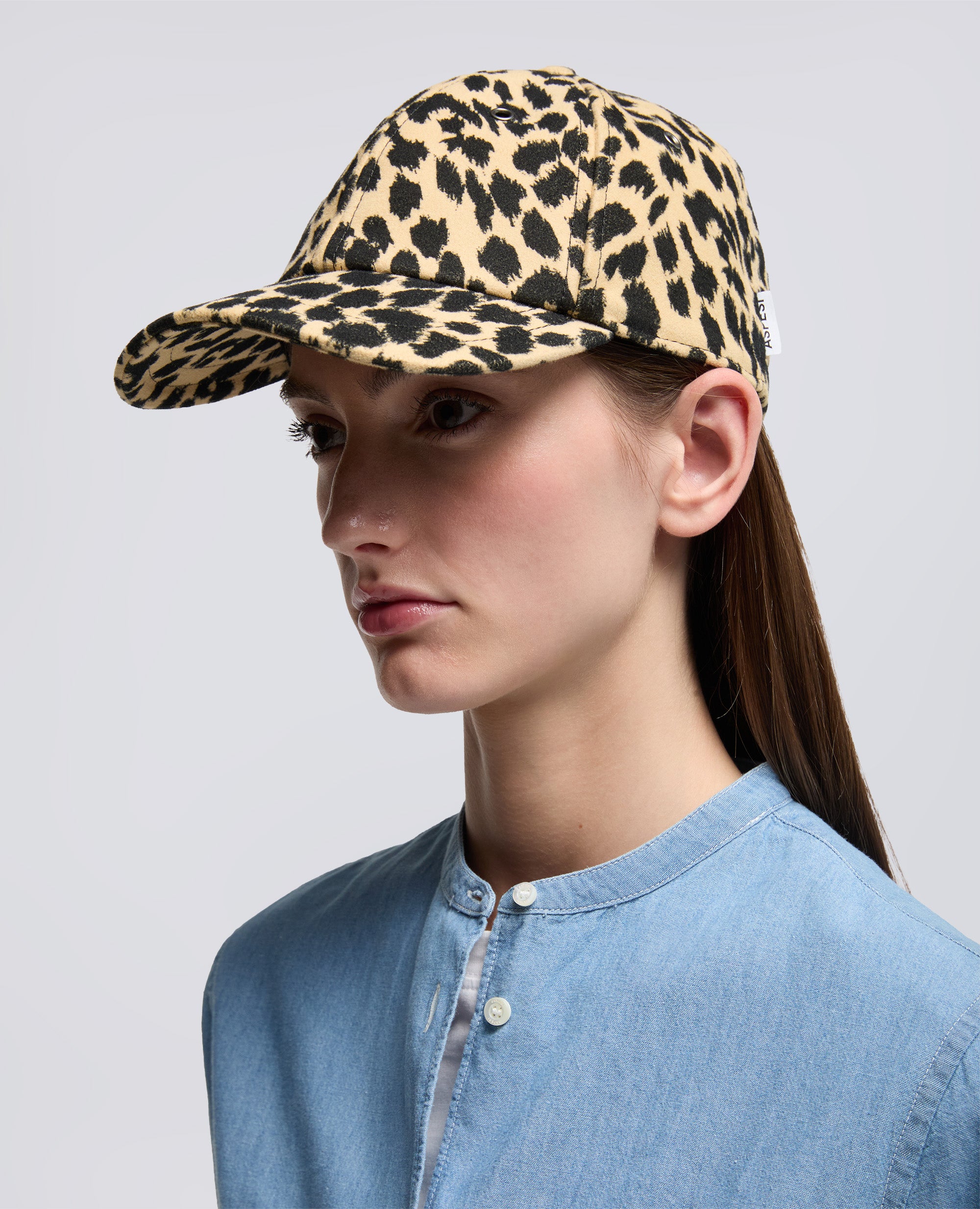 CAPPELLO IN FUSTAGNO CON STAMPA LEOPARDO-MACULATO-MACULATO-MACULATO-MACULATO-MACULATO