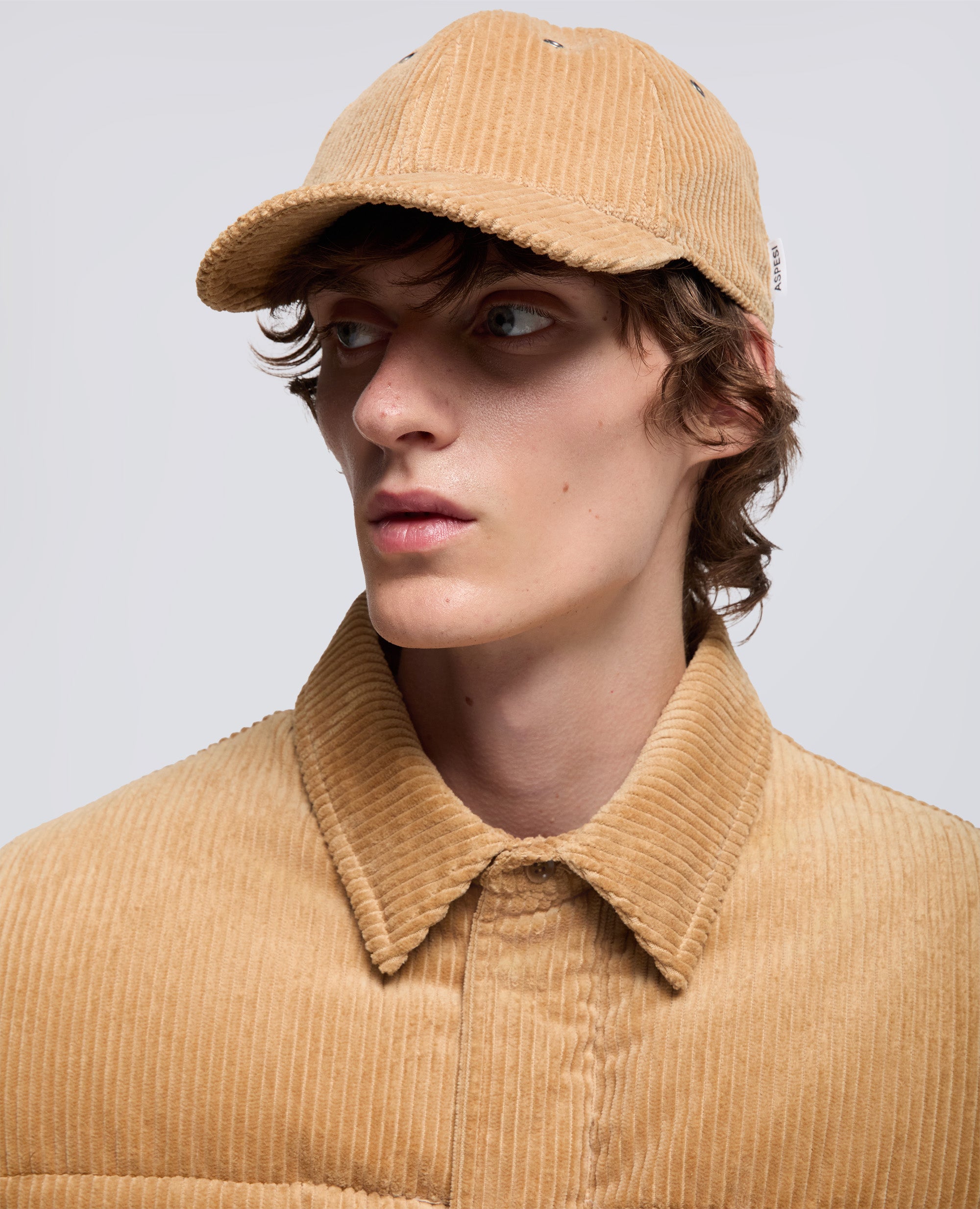 CAPPELLO IN VELLUTO A COSTE-CAMMELLO-CAMEL-CAMELLO-KAMEL-CAMEL