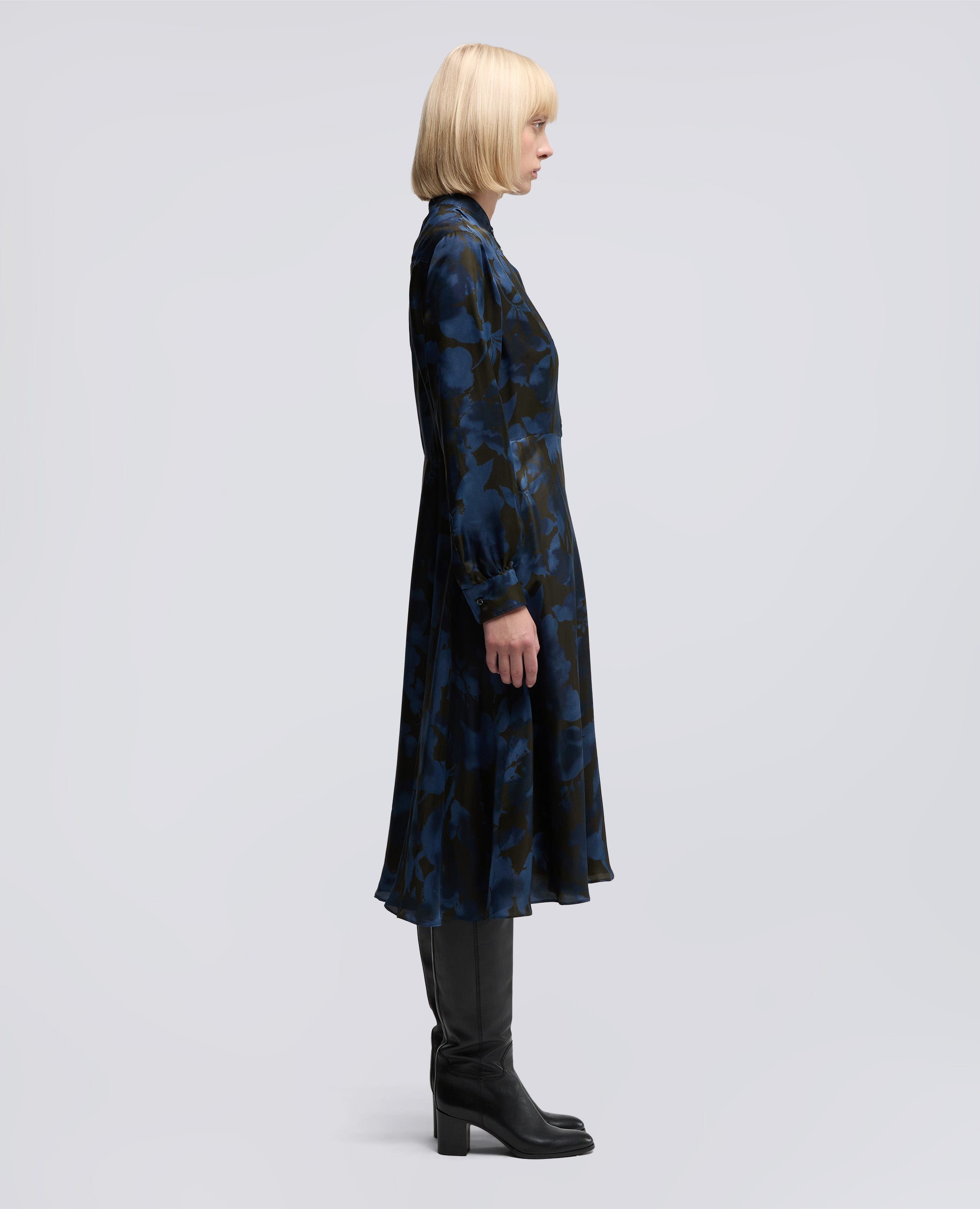 ABITO MOD.2926-FIORE MILITARE-FIORE MILITARE-FIORE MILITARE-FIORE MILITARE-FIORE MILITARE