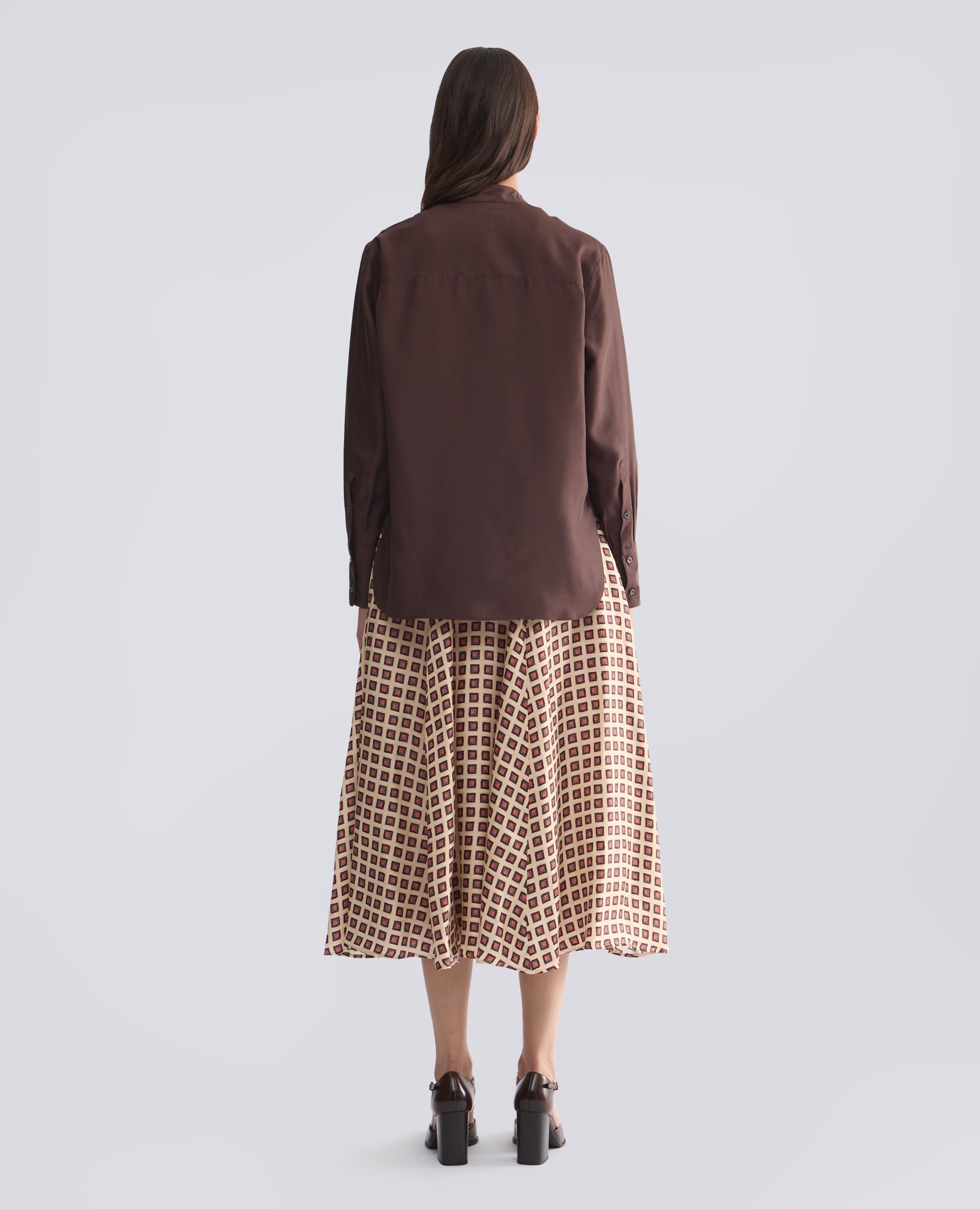 CAMICIA IN SETA HABUTAI CON COLLO ALLA COREANA - MARRONE - ASPESI