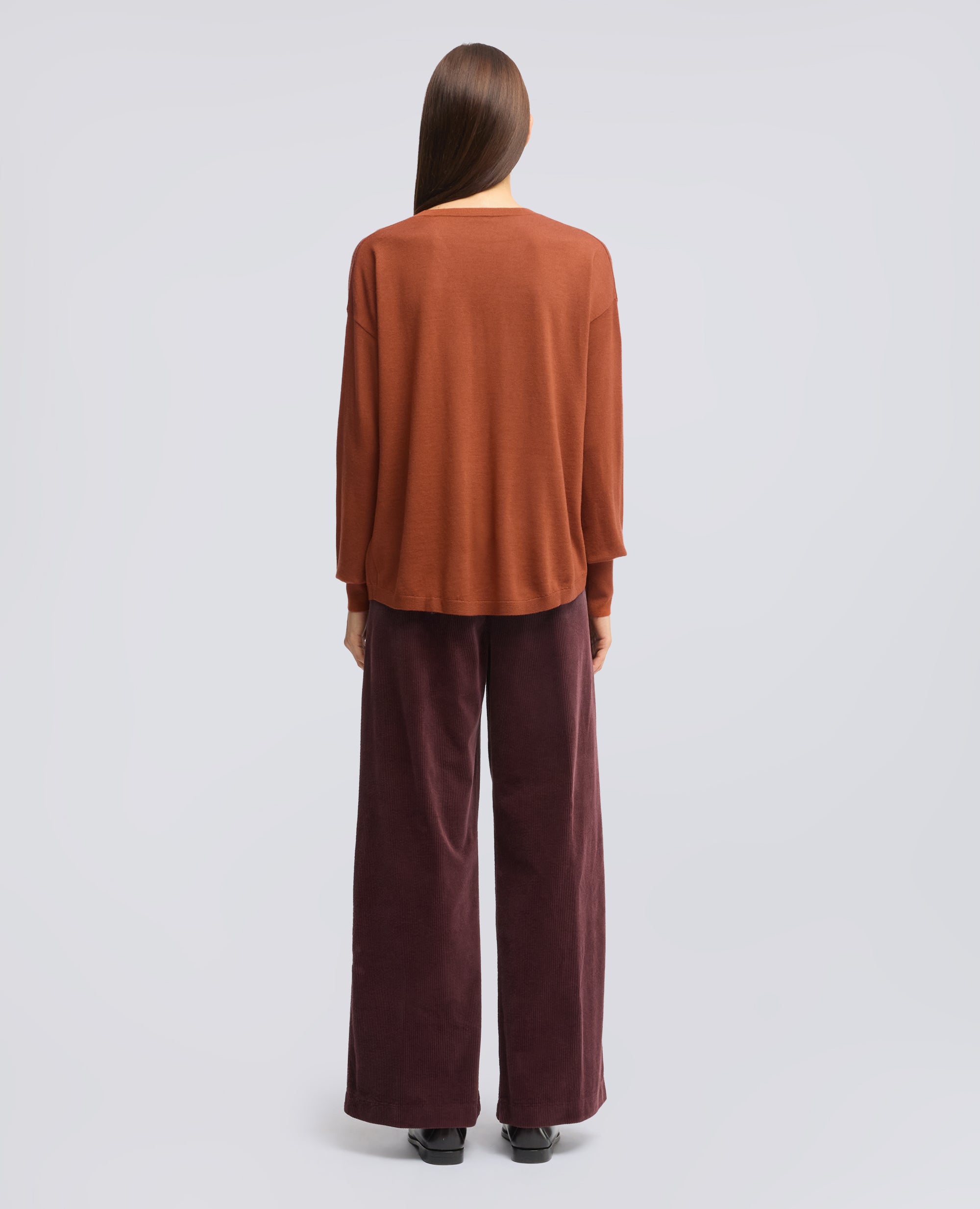 MAGLIA SCOLLO A -V- IN LANA MERINOS - ZUCCA - ASPESI